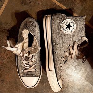 Chuck Taylor Converse High Tops